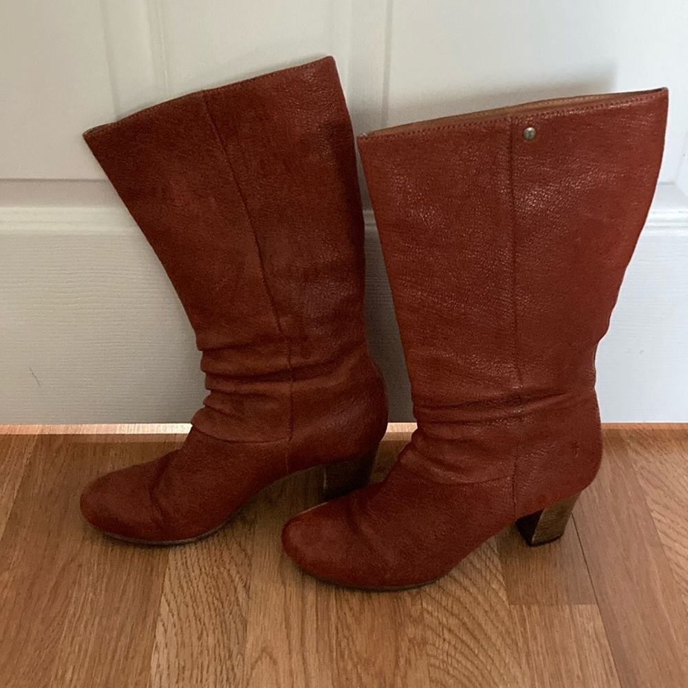 Frye Pull On Calf Length Brown Boots Sz 7 - Picture 2 of 16